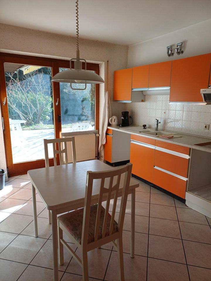 Bungalow mit großem Grundstück ruhig und verkehrsgünstig gelegen – Bild 7