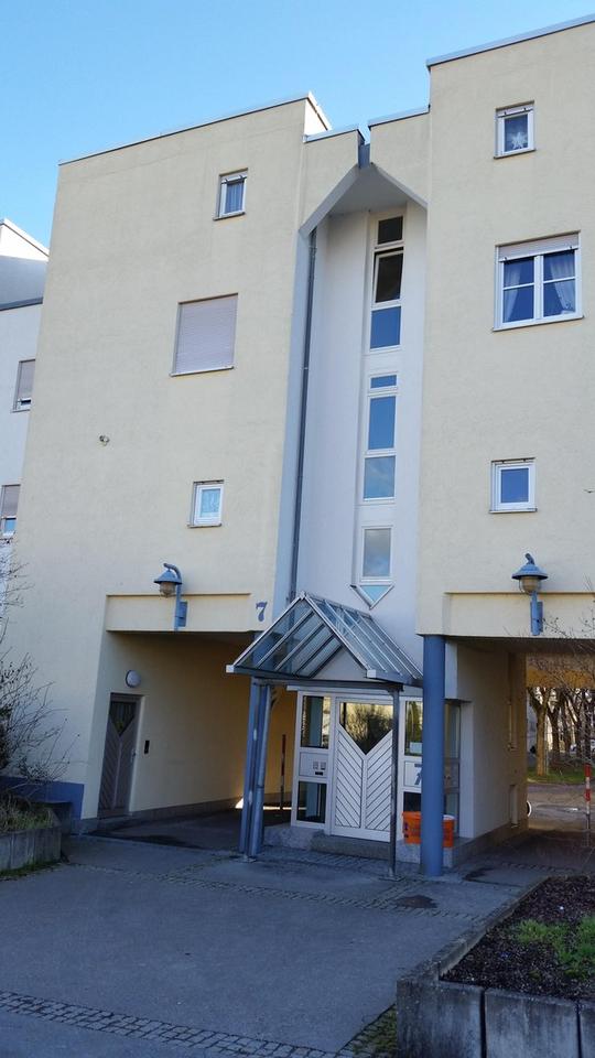 Charmante 3-Zimmer-Wohnung mit Balkon und Außenstellplatz in Fellbach-Schmiden – Bild 2