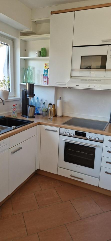 Westend-Nord: 3,5 -Zimmer-Wohnung mit Skyline-Blick – Bild 2