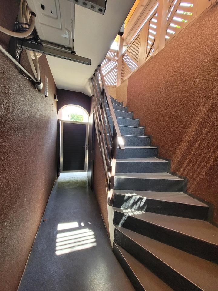 Großzügiges Energiesparsames Zweifamilienhaus – Bild 4