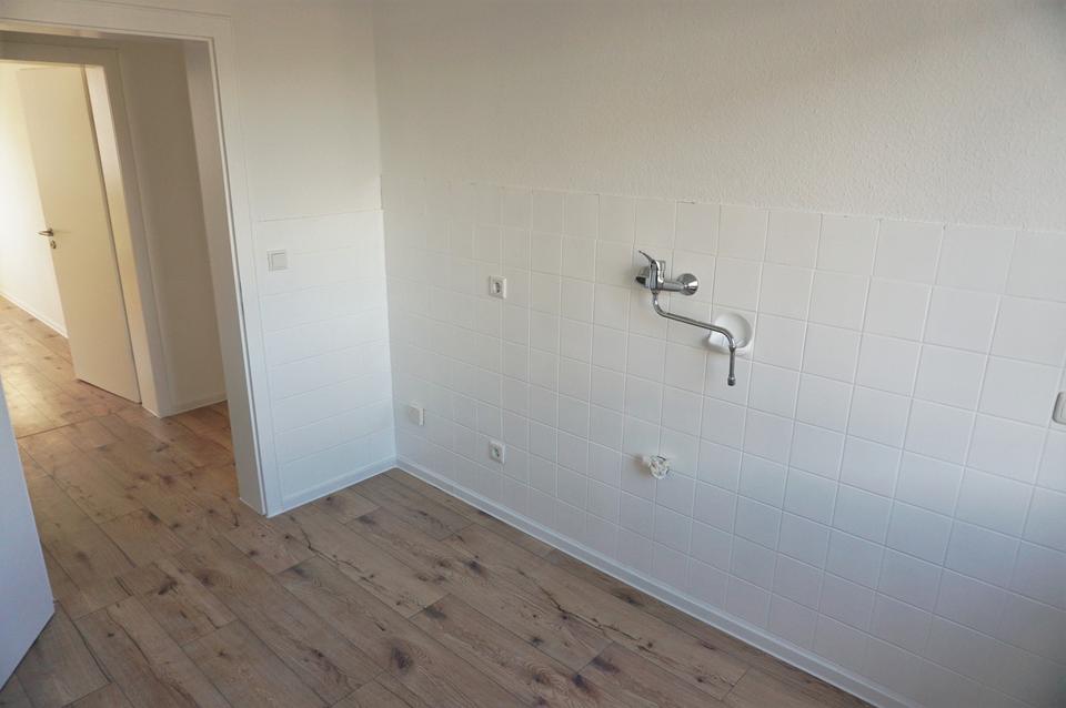 Schöne helle 3-4 Zimmer-Wohnung mit Balkon in Hameln Nordstadt – Bild 8
