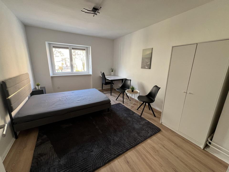 4 freie WG-Zimmer, frisch renoviert und neu möbliert in zentraler Lage am Plärrer – Bild 2