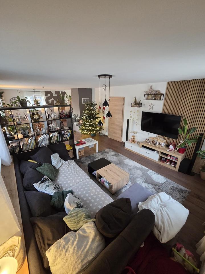 Großzügiges Einfamilienhaus in Massivbauweise mit großem Garten und PV-Anlage - Preis VB – Bild 21