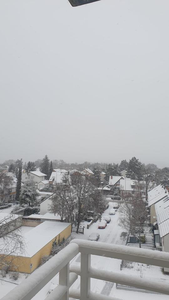 Helle 4 Zimmer Wohnung mit Balkon – Bild 15