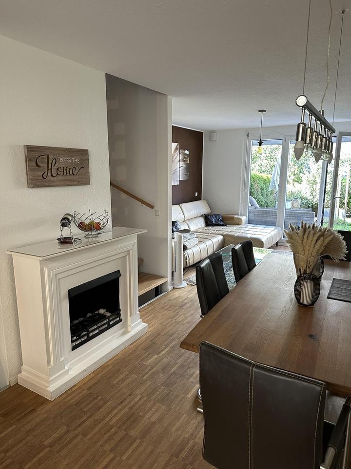 Neuwertiges Reihenmittelhaus in Abstatt (Kreis Heilbronn)