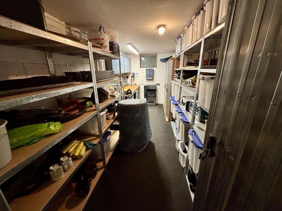 Großzügige, lichtdurchflutete Eigentumswohnung 1.OG zum Verkauf – Bild 9