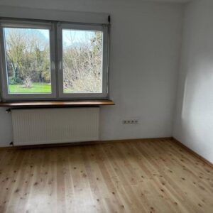 Provisionsfreie 2-Raum-Wohnung mit Aussicht in Bergisch-Neukirchen