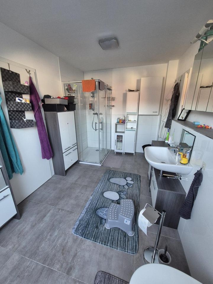 ** 4-Zimmer-Wohnung mit Balkon ** in Höchst ** – Bild 8