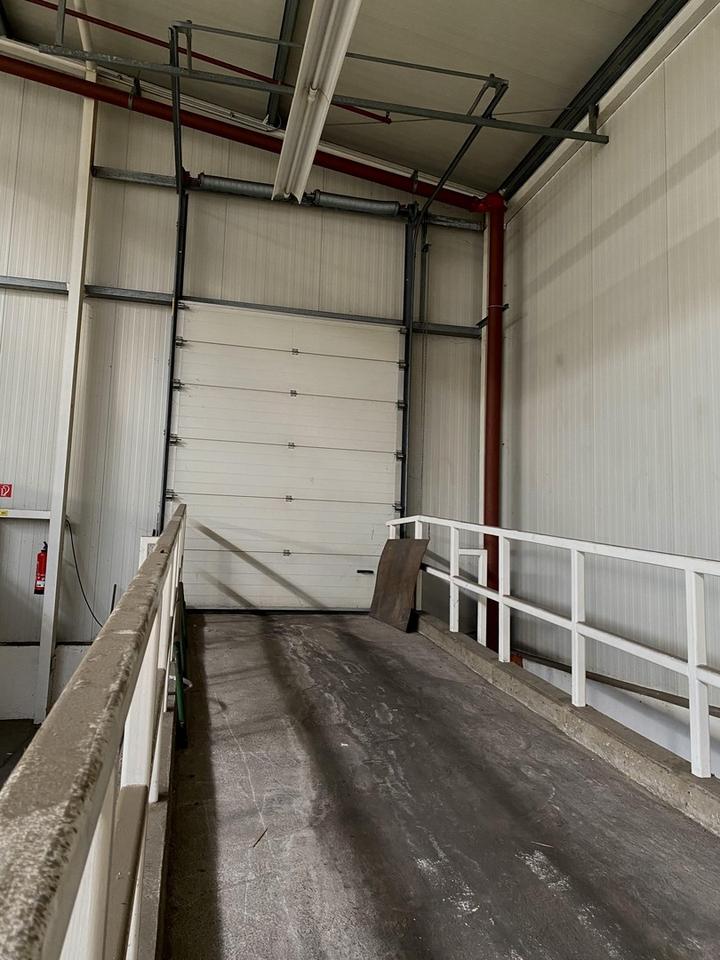 Gewerbehalle mit hervorragender Verkehrsanbindung! – Bild 7