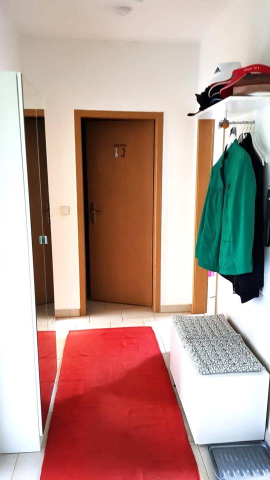 gepflegte, lichtdurchflutete Wohnung mit toller Einbauküche und Badmöbeln – Bild 10