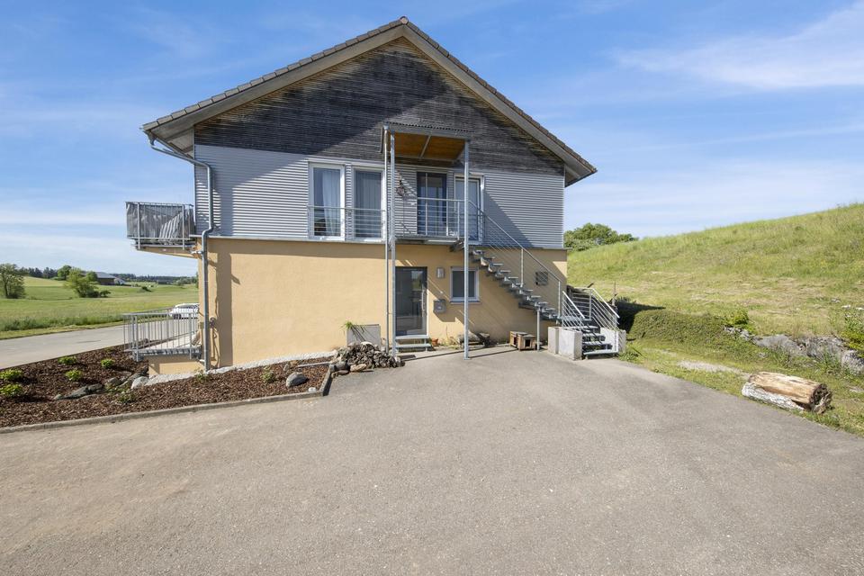 Besonderes Anwesen in Alleinlage mit Bergsicht – voll erschlossen, sofort rentabel, erweiterbar – Bild 14