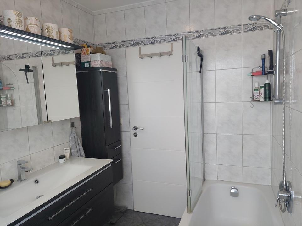 Großzügige 4 Zimmer Wohnung mit Balkon & Garage – perfekt für Familien und Homeoffice – Bild 12