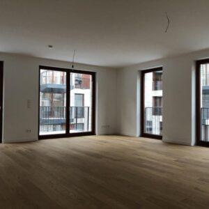 2-Zimmer Apartment mit Einbauküche, Balkon und Keller.