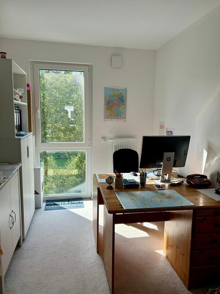 Neuwertige Doppelhaushälfte mit wunderschöner Aussicht – Bild 10