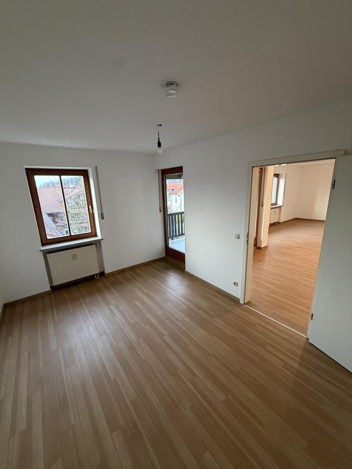Helle 2-Zimmer-Wohnung mit Balkon – Bild 7