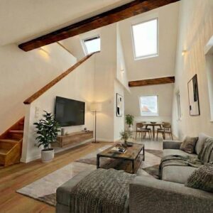 Erstbezug: Luxus 4-Zi Maisonette-Wohnung mit EBK, Klima und Balkon in Spich