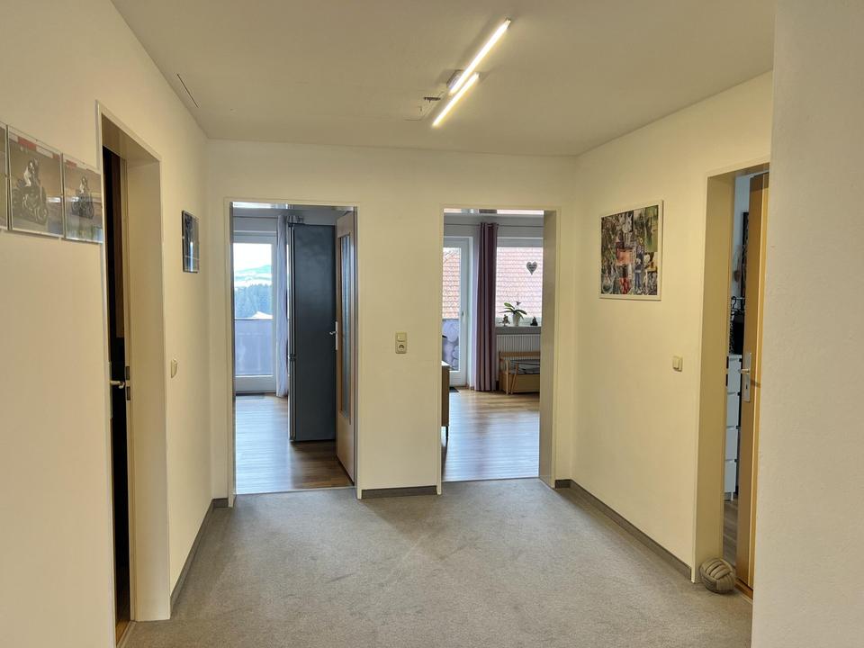 Idyllisch gelegene 5 Zimmer Wohnung – Bild 10