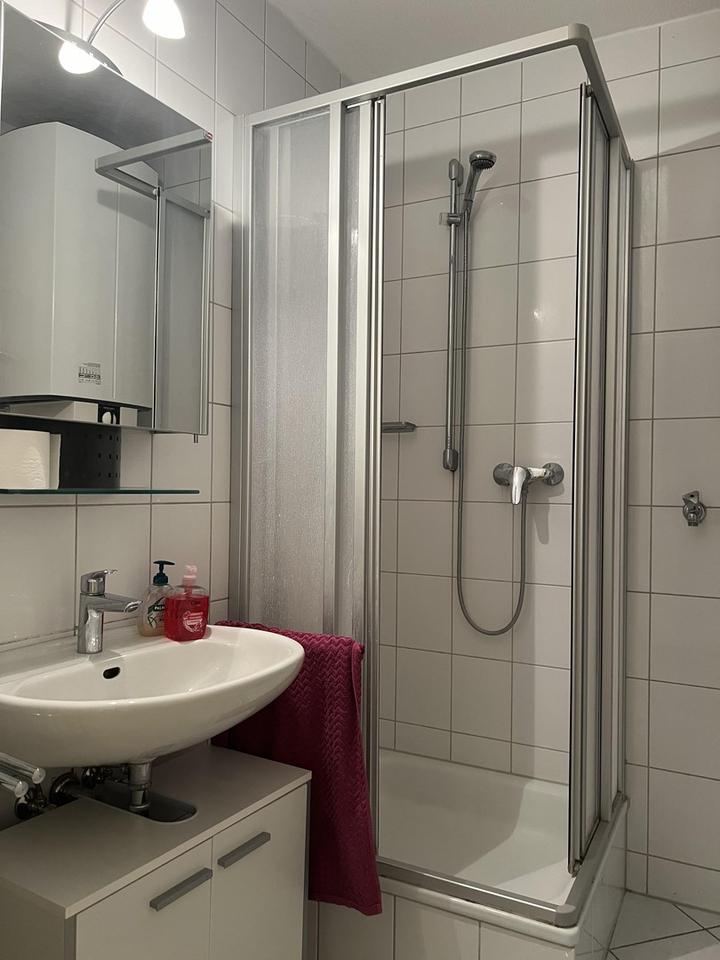 Vollmöblierte 3er WG in City-Nähe (noch 1 Zimmer frei!) – Bild 2