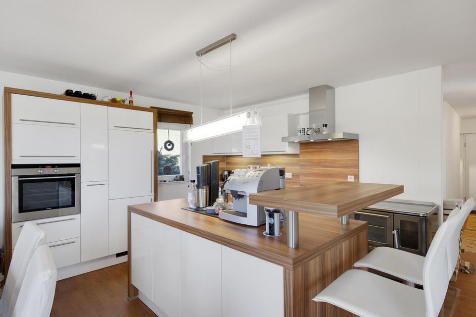 Besonderes Anwesen in Alleinlage mit Bergsicht – voll erschlossen, sofort rentabel, erweiterbar – Bild 9