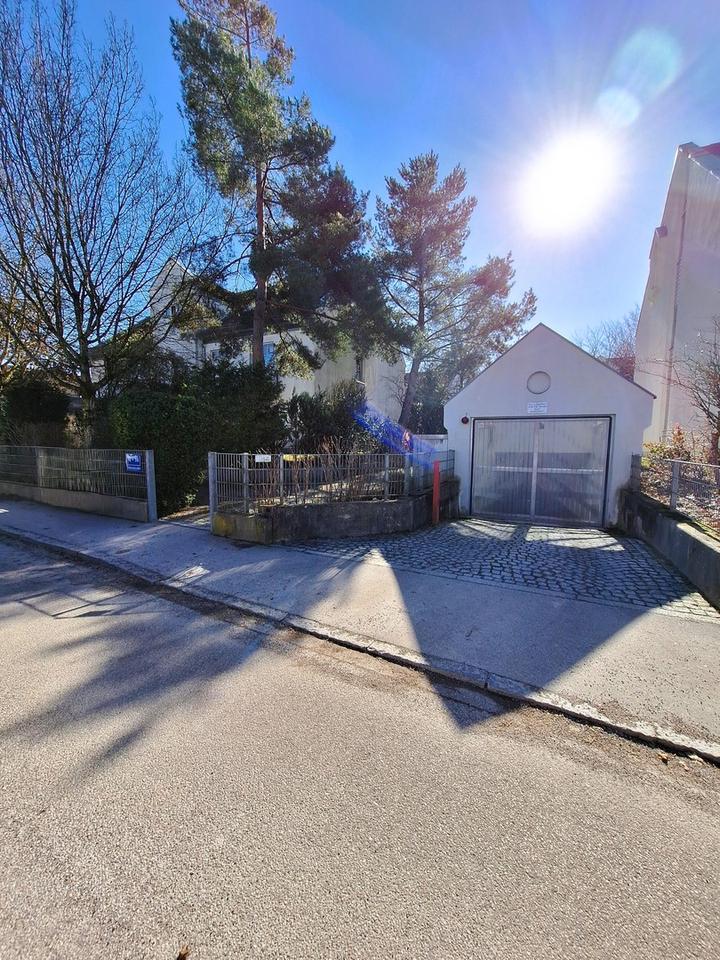 Helle Dachwohnung mit Südterrasse und Blick ins Grüne – Bild 21