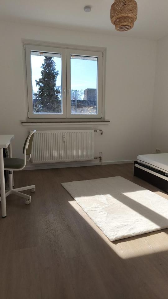 Bremen Walle: Frisch sanierte 2-Zi.-Wohnung mit großem Balkon & Top-Rendite (~5%) – Bild 4