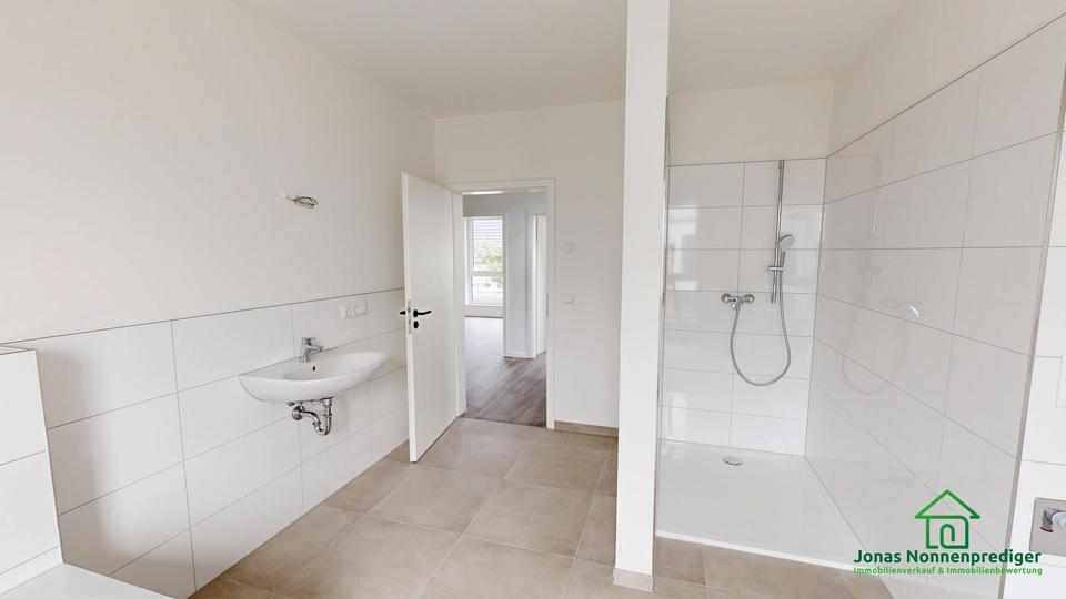 Modernes Reihenhaus mit Garage zum Erstbezug 3-Geschosse – Bild 33