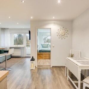 Rarität am Schlosspark: exklusive Wohnung in Nymphenburg