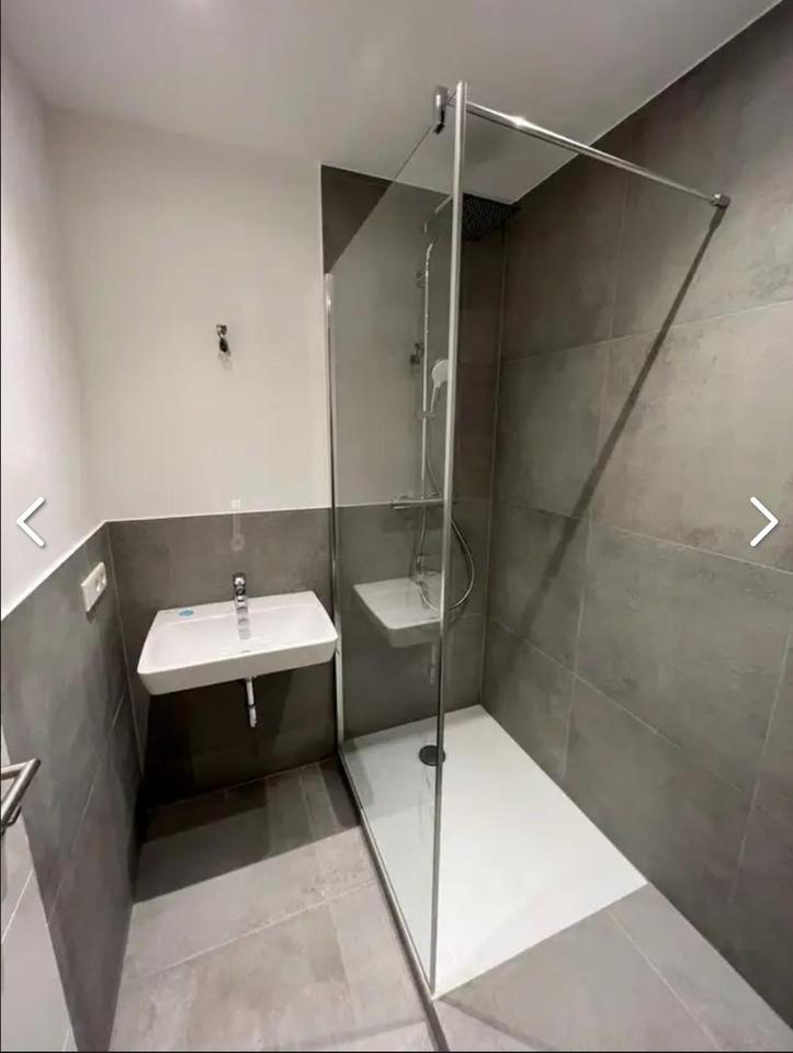 Gemütliche 2-Zimmer-Wohnung mit Balkon und Blick auf die Frankfurter Skyline – Bild 10