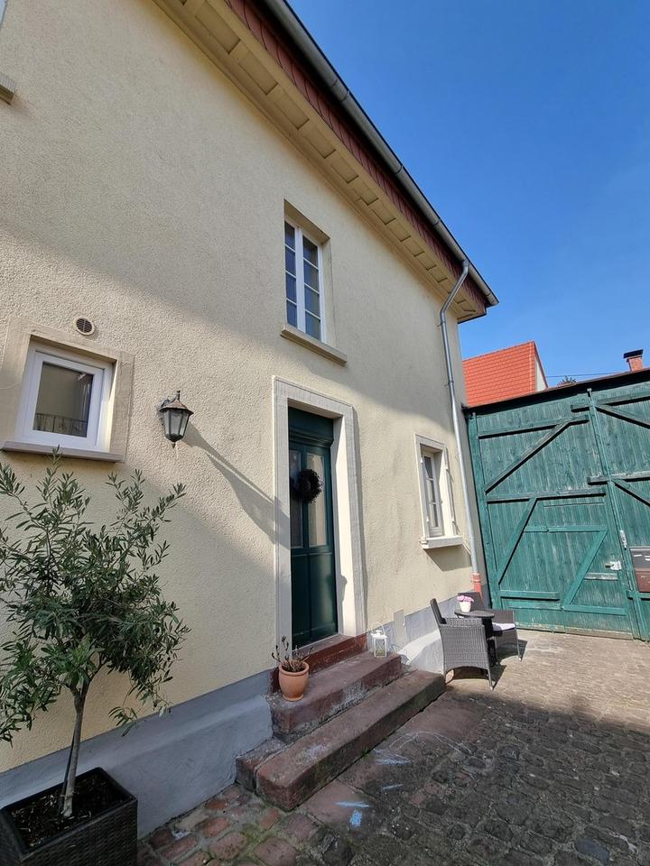 Hell, einladend, gemütlich. Altbaucharme mit mediterranem Hofflair in MA-Seckenheim. Ohne Provision! – Bild 2