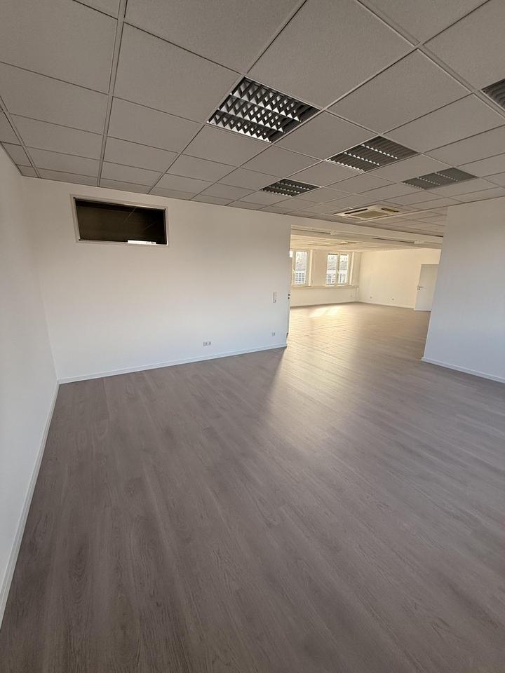 Gewerbliche Büro- / Praxisfläche - 461,5 m² - Mietobjekt – Bild 9