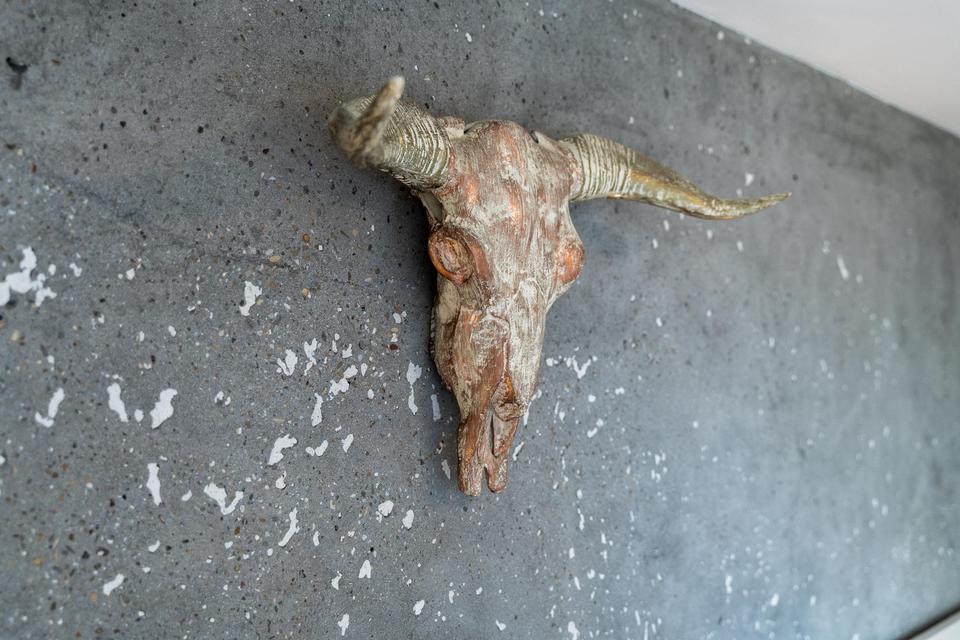 Skyline-Feeling in Nürnberg – Exklusive Traumwohnung mit Swimmingpool und Sauna – Bild 12