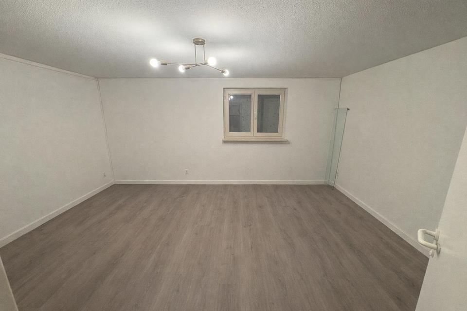 Modernes 5,5-Zi-Haus mit Hobbyraum & Garten in Lerchenau – Bild 14