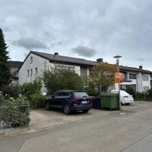 Wunderschöne neue 2er WG in Dossenheim mit Balkon