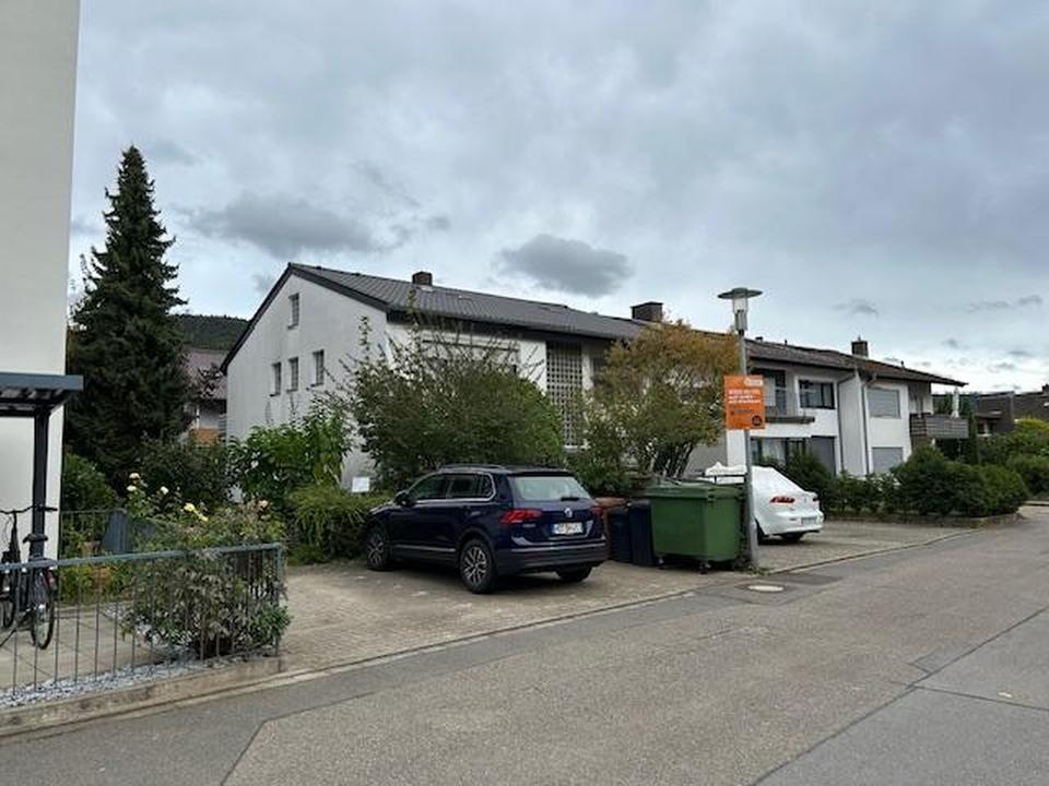 Wunderschöne neue 2er WG in Dossenheim mit Balkon