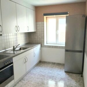 Ihr neues Zuhause! 3 Zimmerwohnung EG + EBK 5 Minuten zur S-Bahn