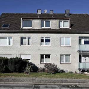 Attraktives Mehrfamilienhaus 6 Balkone 4 Garagen Garten in Bochum provisionsfrei zu verkaufen!