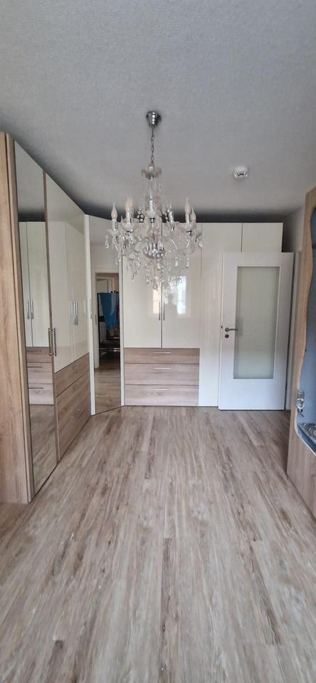 WG geeignete sehr helle 3,5-Zimmer-Wohnung mit Balkon – Bild 6