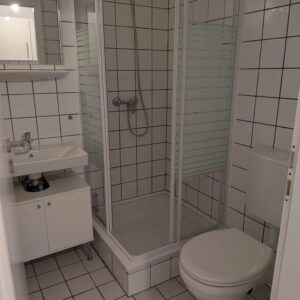 Studentenapartment | frisch renoviert | direkt an der Straßenbahn