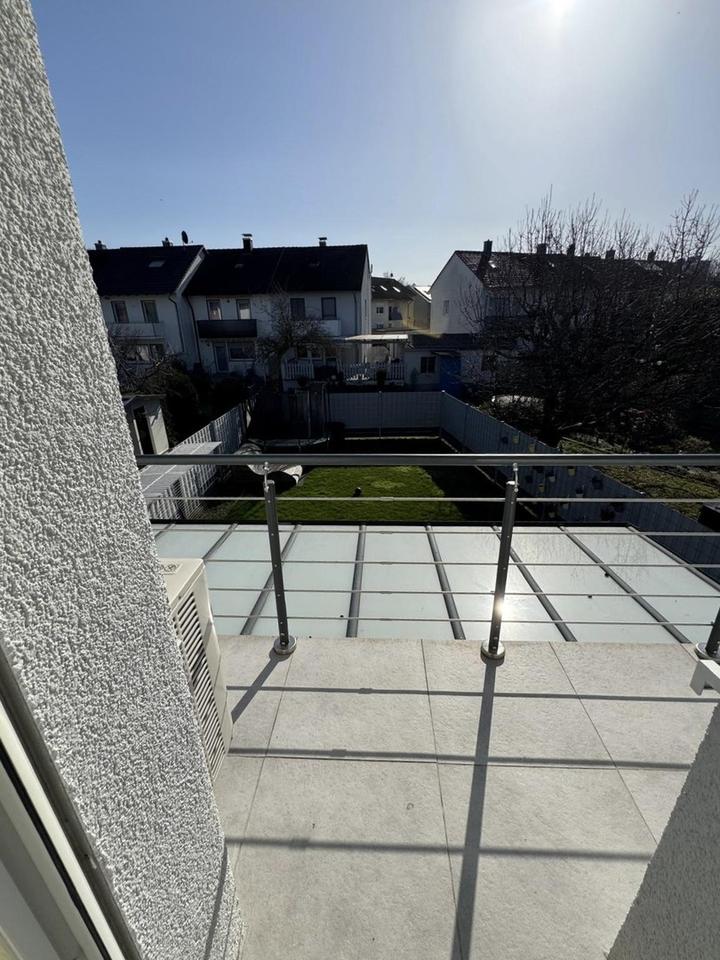 Kernsaniertes Reihenendhaus mit 2 Garagen – Bild 13