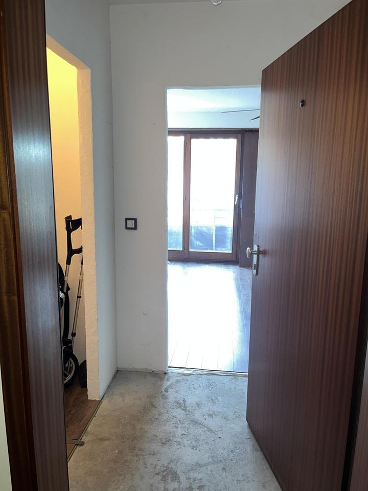 Helle u.ruhige 1 Zi. Studio-Whg m. Balkon-Loggia, Stellpl. u. Abstellr. Mannnheim-Neckarau/Almenhof – Bild 3