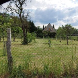 Siedlerhaus am Ortsrand