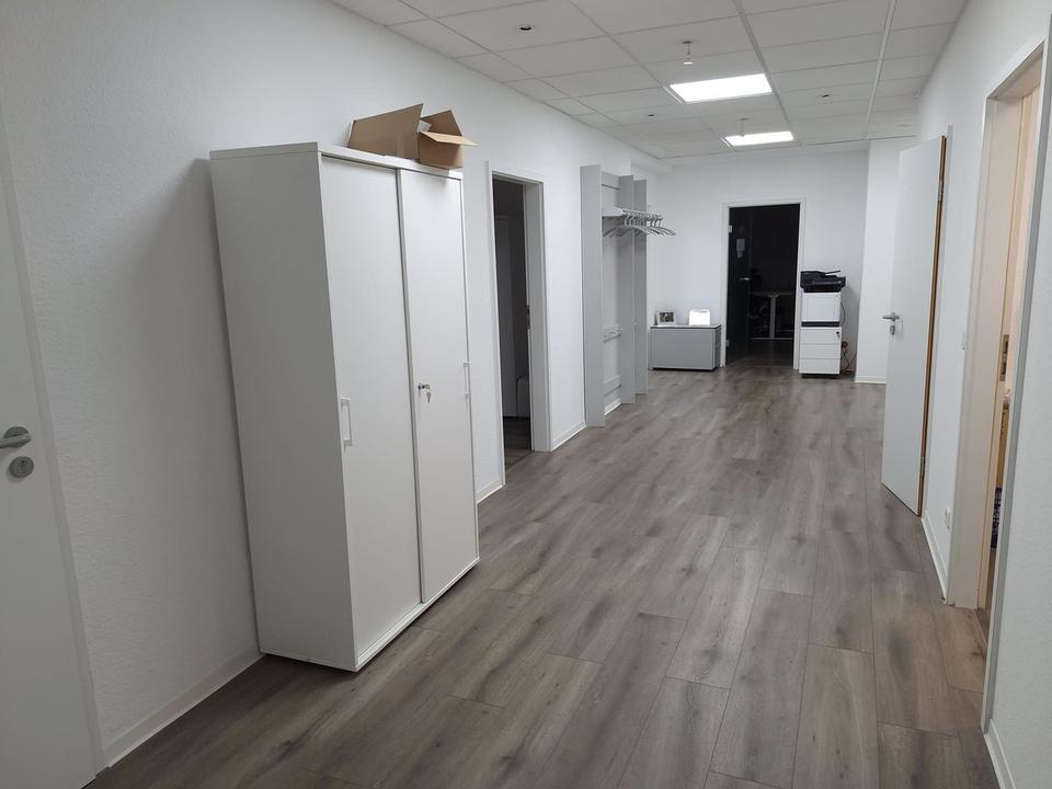 Helle & moderne Praxis- oder Bürofläche im Herzen des Luisenviertels | Untergrünewalder Straße – Bild 9