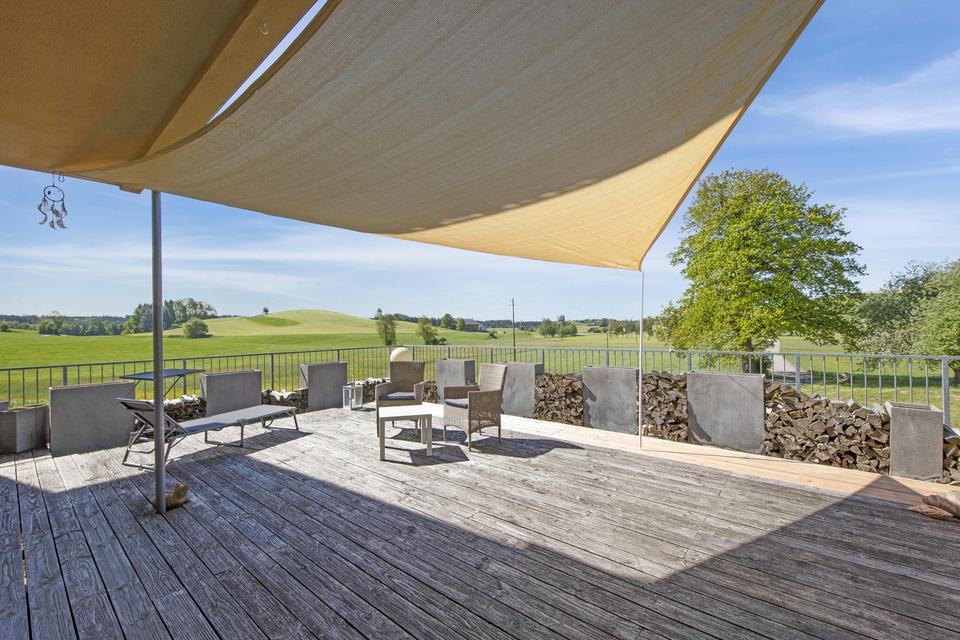 Besonderes Anwesen in Alleinlage mit Bergsicht – voll erschlossen, sofort rentabel, erweiterbar – Bild 4