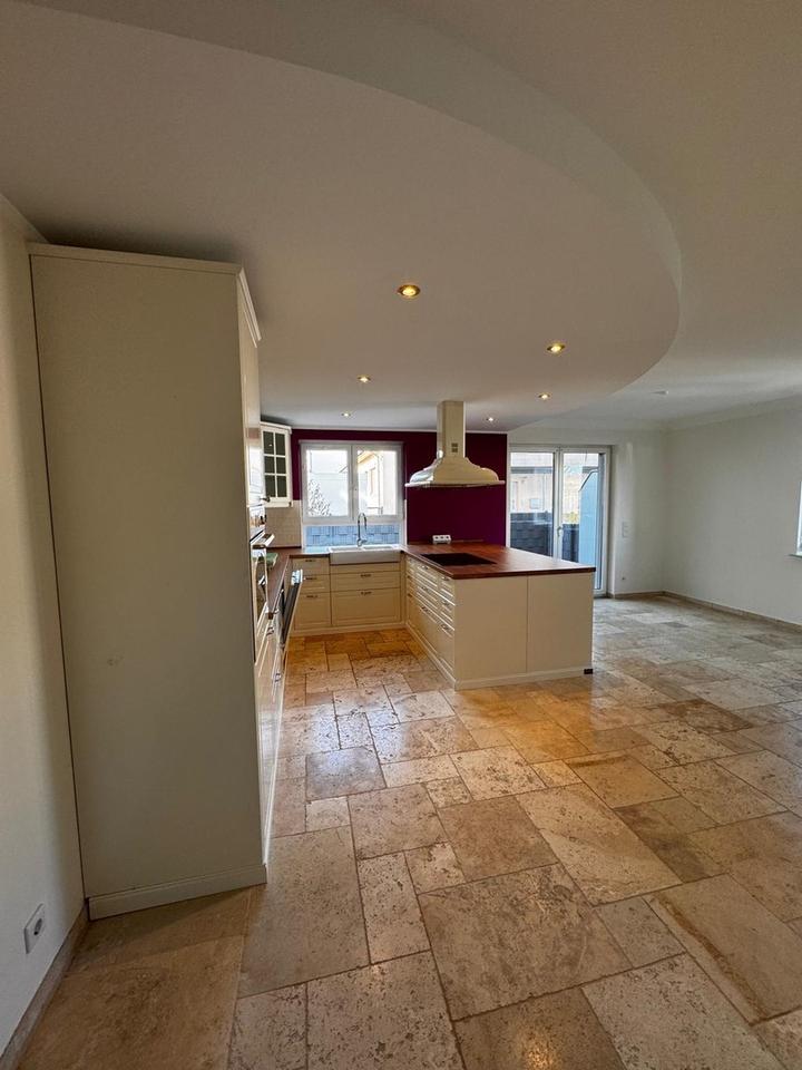 „Exklusive Erdgeschosswohnung mit 34 m² Wohnküche, Travertinboden & Terrasse – Neubau 2019 – Bild 3