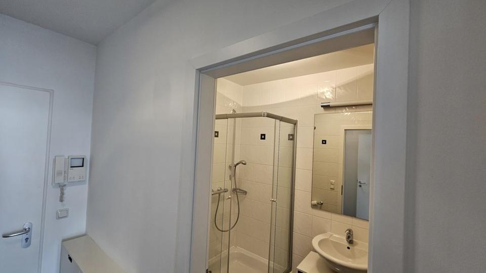 Bright Loft-Style Living | Gated Community | 97,3 Qm | Garage | 3 ZKB – Bild 11