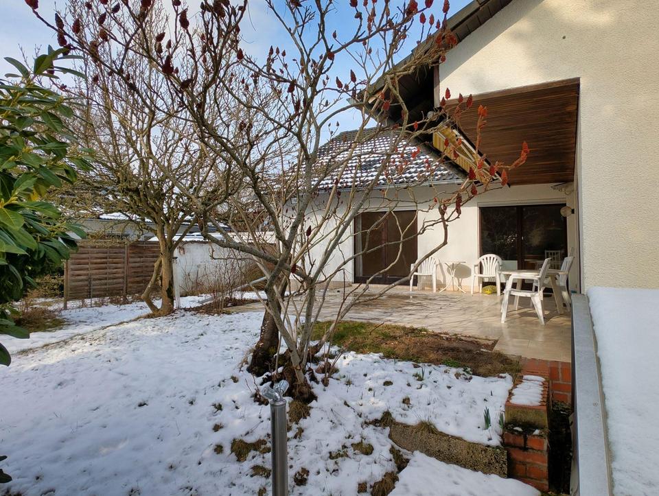 Bungalow mit großem Grundstück ruhig und verkehrsgünstig gelegen – Bild 20