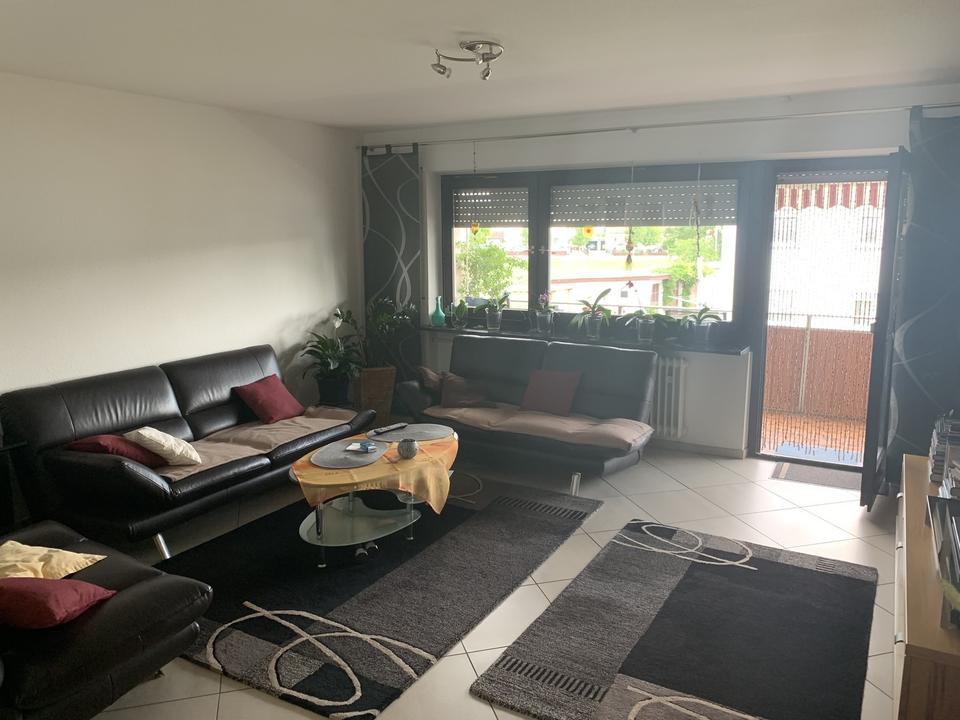 Großzügige 4-Zimmer-Wohnung (ca. 104 m² Wfl., Einbauküche) in ruhiger, zentraler Lage von Lichtenau! – Bild 9