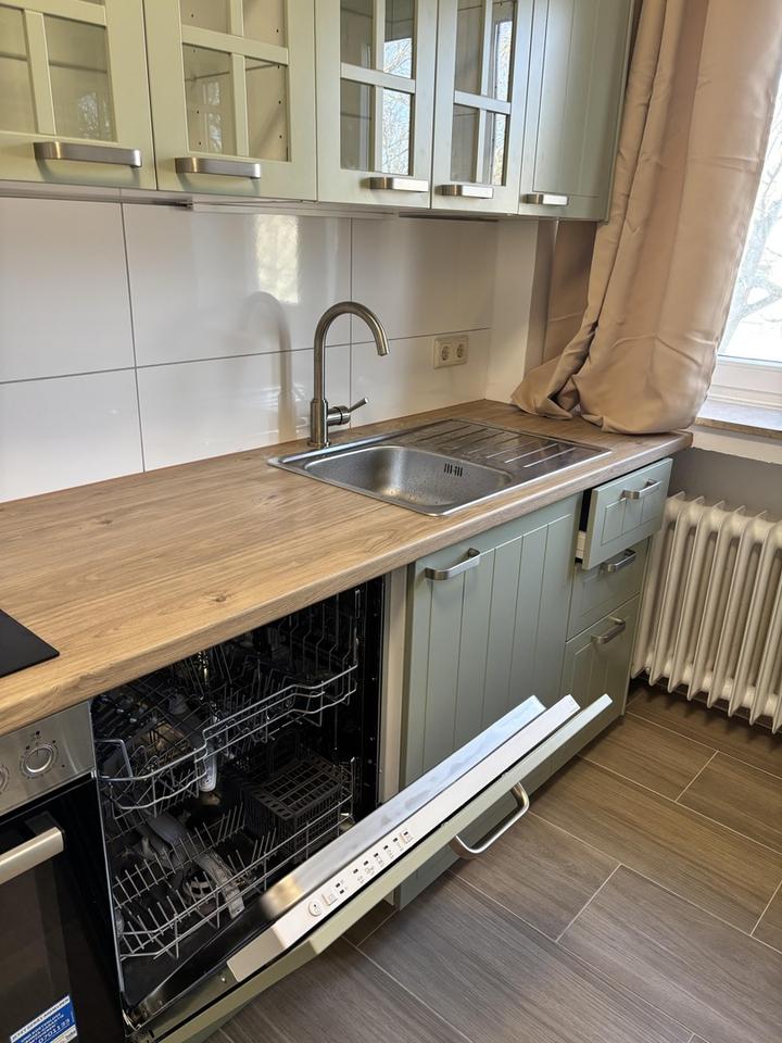 Renovierte 3-Zimmer-Wohnung mit Balkon im 2. OG in Plittersdorf – Bild 18