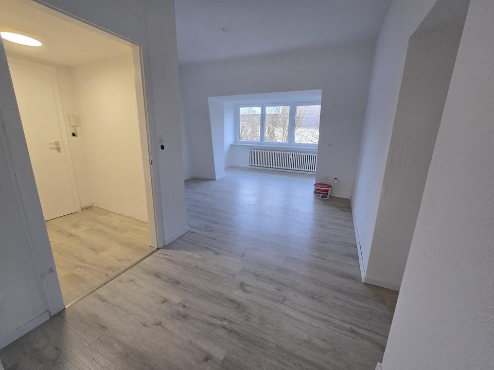 Helle Wohnung provisionsfrei vom Eigentümer, frisch renoviert – Bild 2