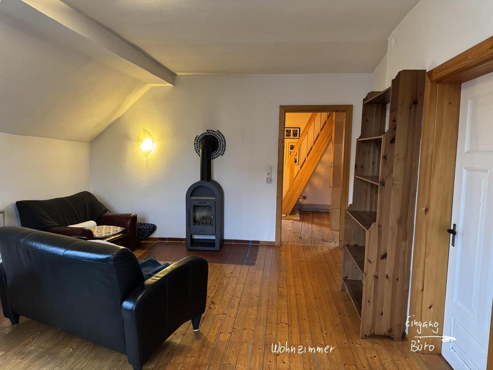 Haus mit zwei Wohneinheiten und einem separaten großen Garten – Bild 26